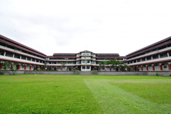 Sekolah Boarding School Terbaik